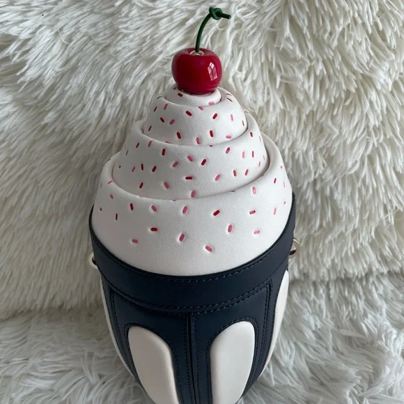 Kate Spade Sundae Crossbody - Picture 2 of 9